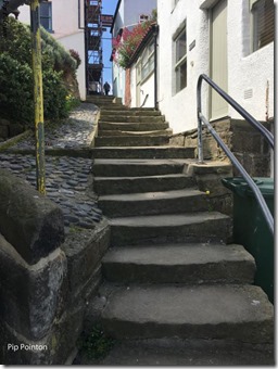 staithes_steps